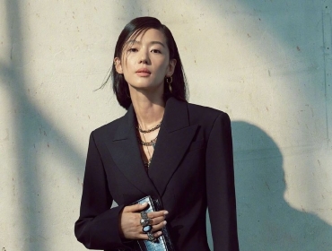 全智贤最新时尚大片 变酷美的都市女郎