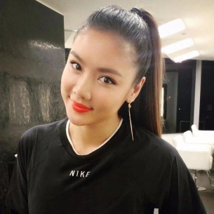 Jennie宁艺卓这种猫系辣妹 原来20年前就流行过了？