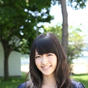 日本国民妹妹铃木爱理笑容纯真养眼